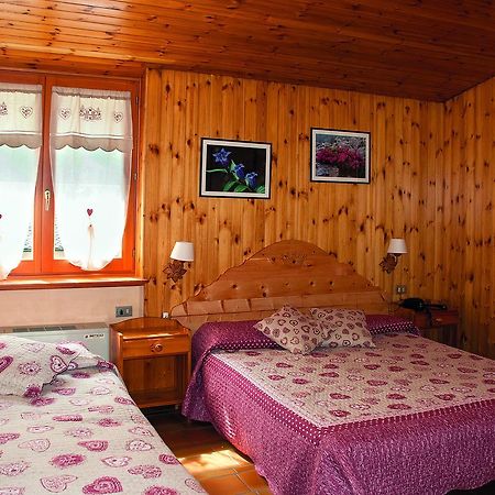 Hotel Corona Branzi Esterno foto
