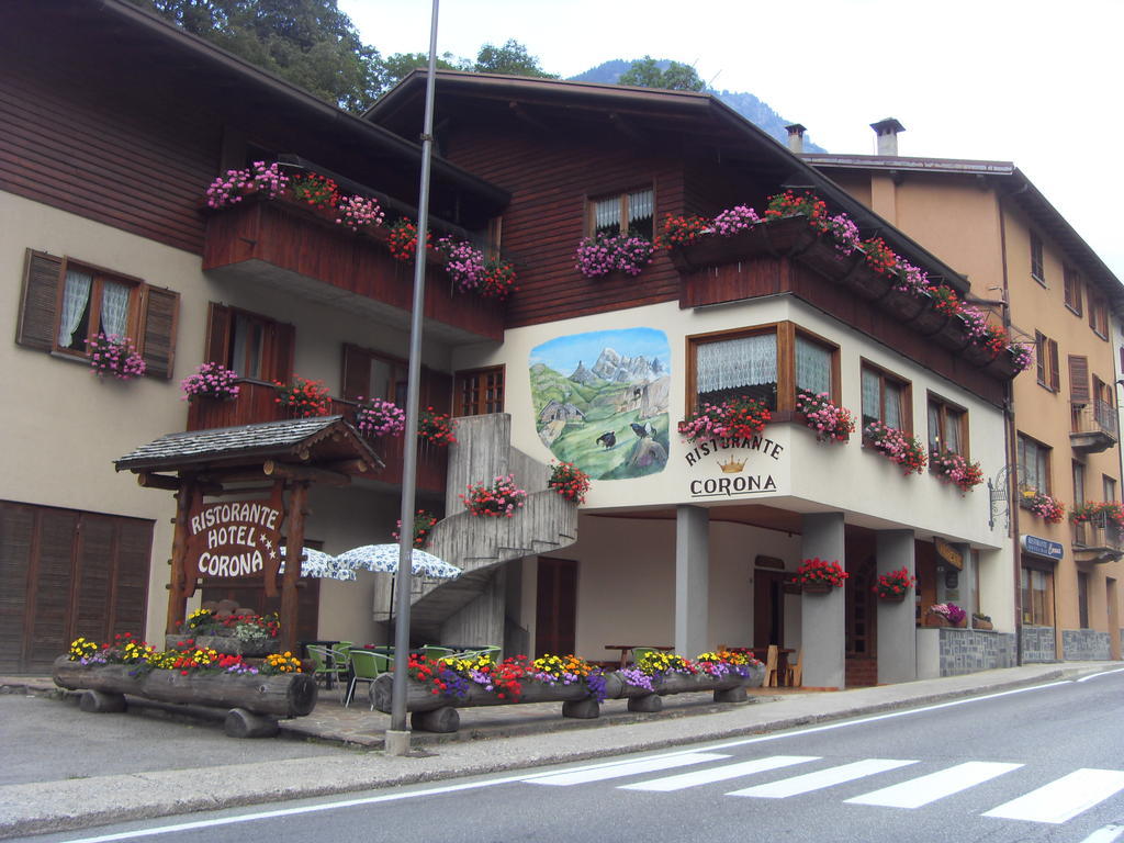 Hotel Corona Branzi Esterno foto